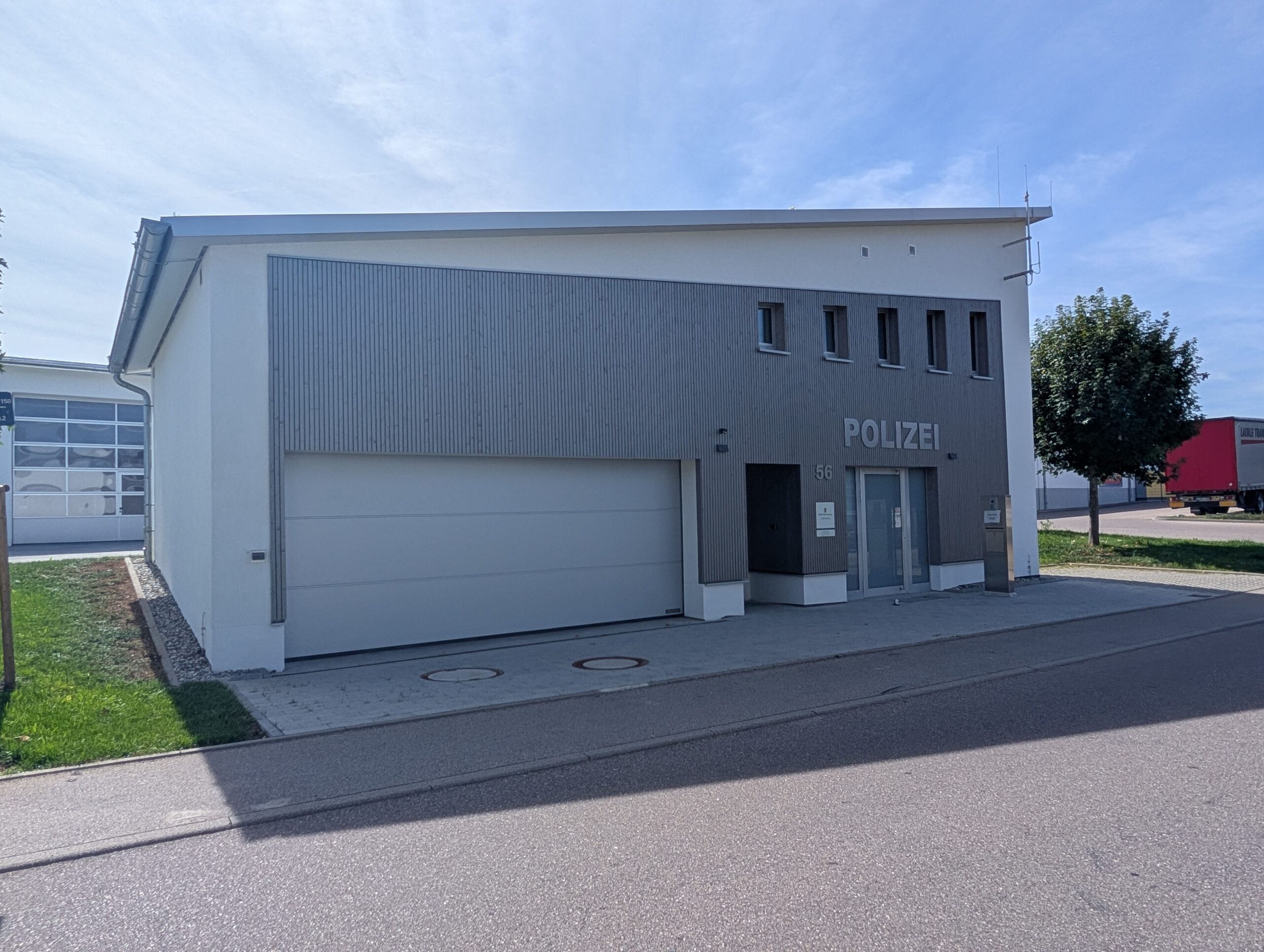 PXL_20250907_122814400